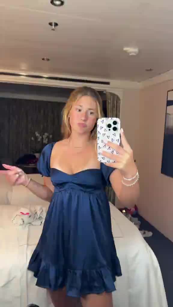 @Ava (Link In Bio 😘)