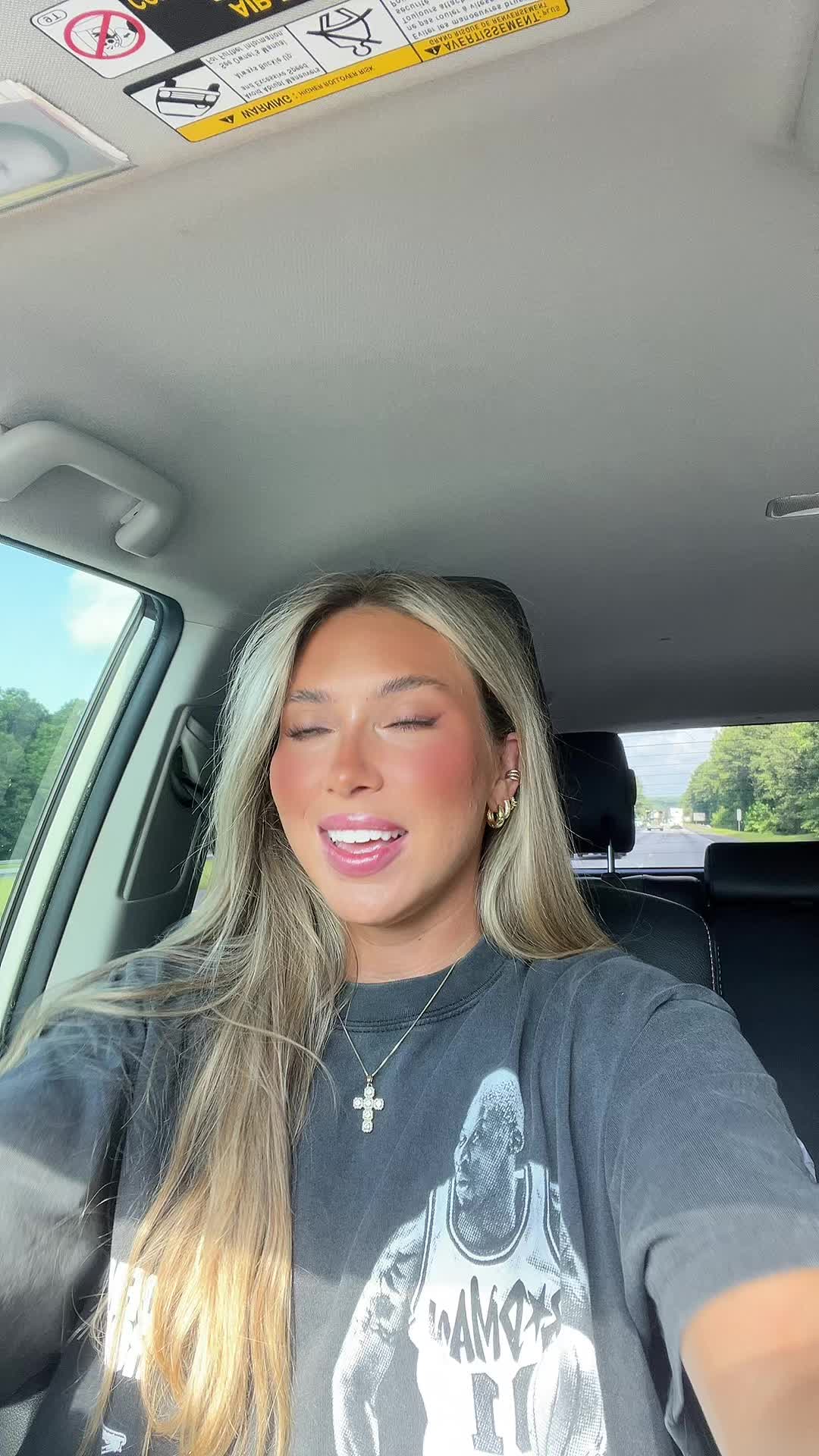 @meg101_