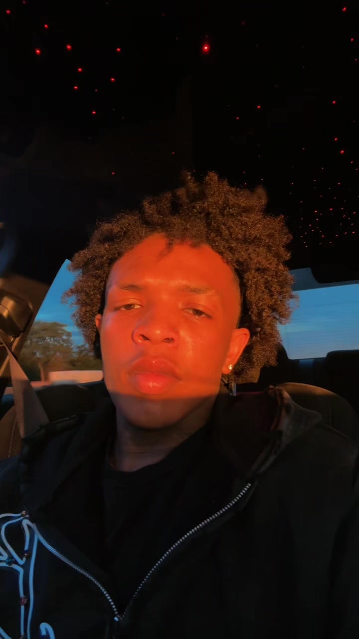 @MaLaChI🤫