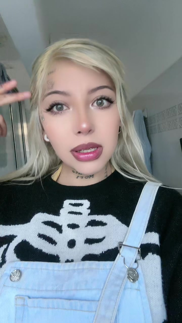 @𝔖𝔥𝔞𝔦𝔢𝔩 𝔇𝔞𝔳𝔞𝔩𝔬𝔰