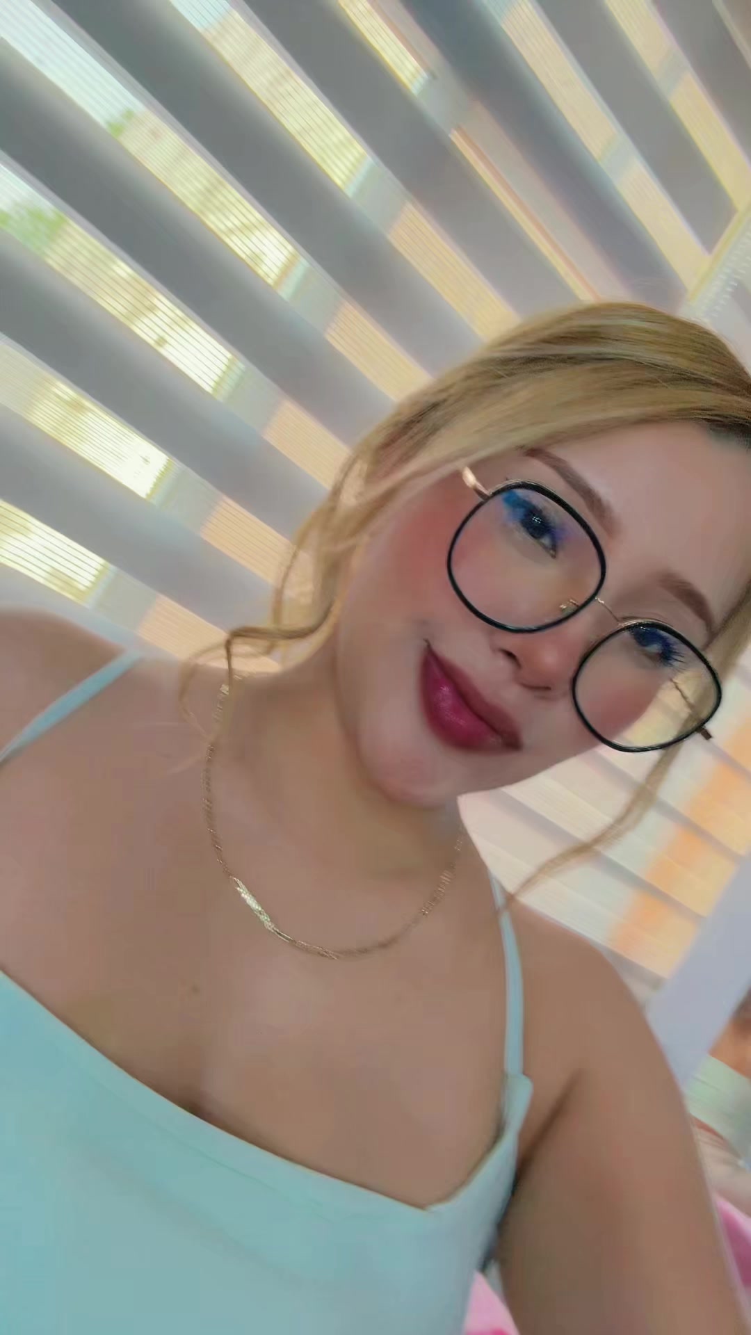 @𝑀 🧚🏻