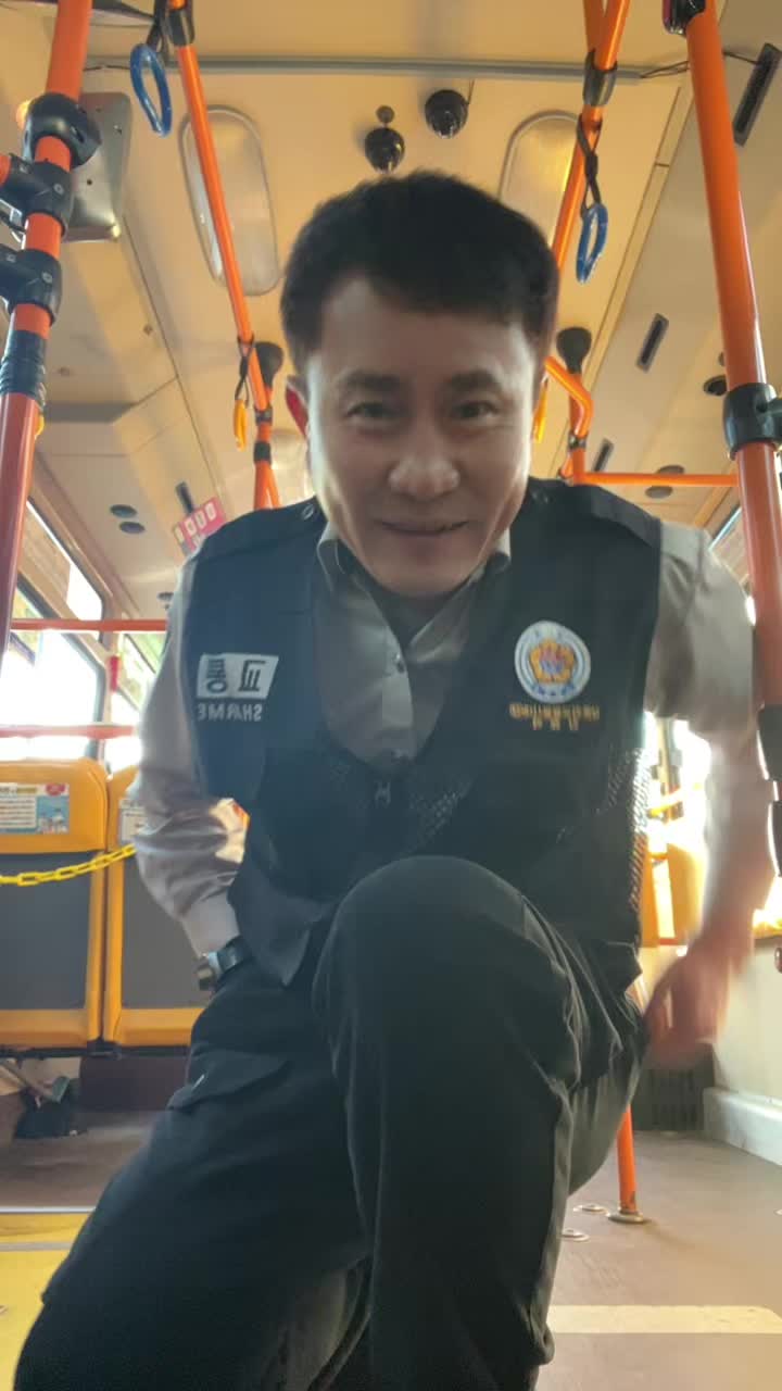 @김 용356