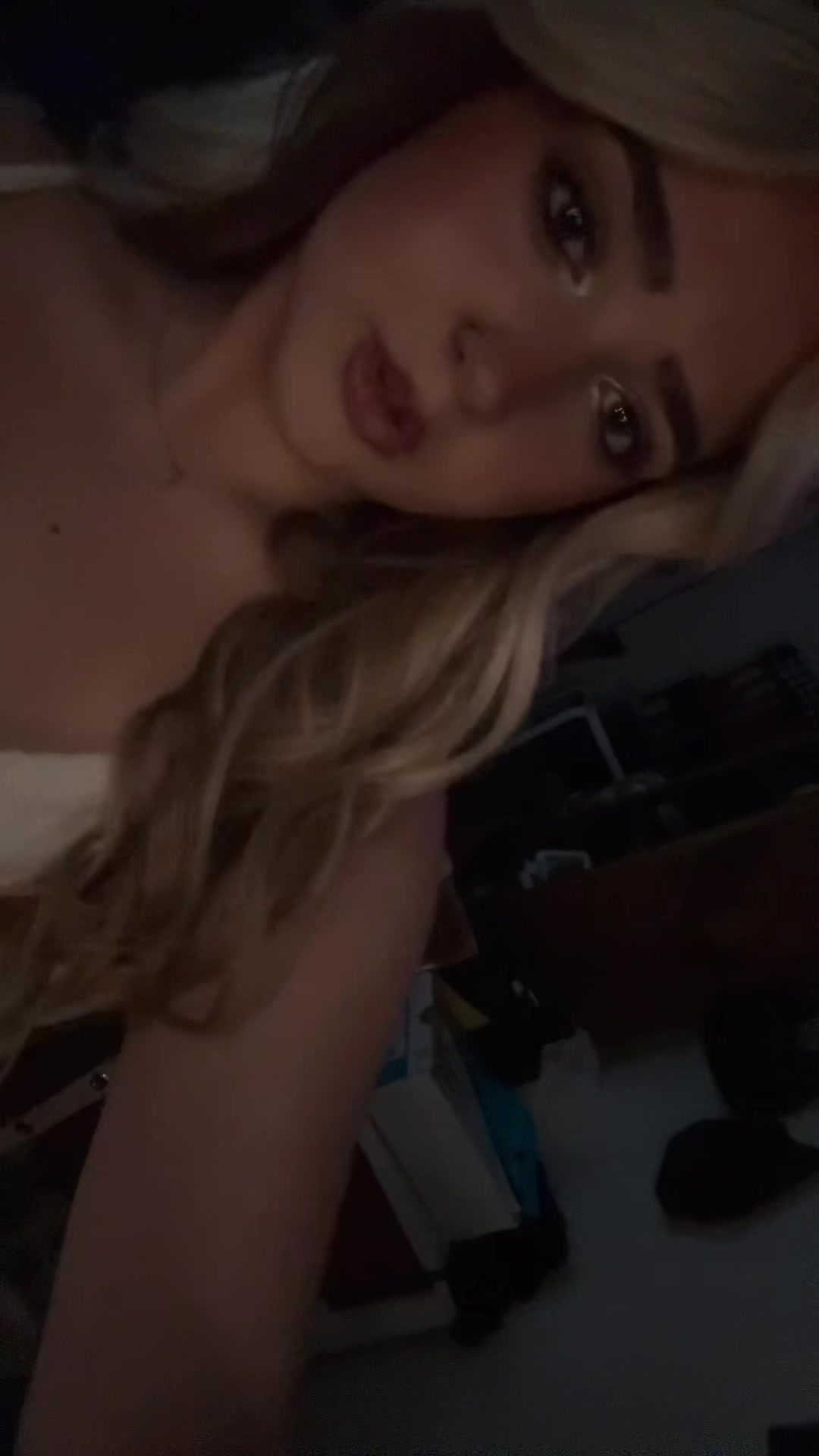 @emii🧿