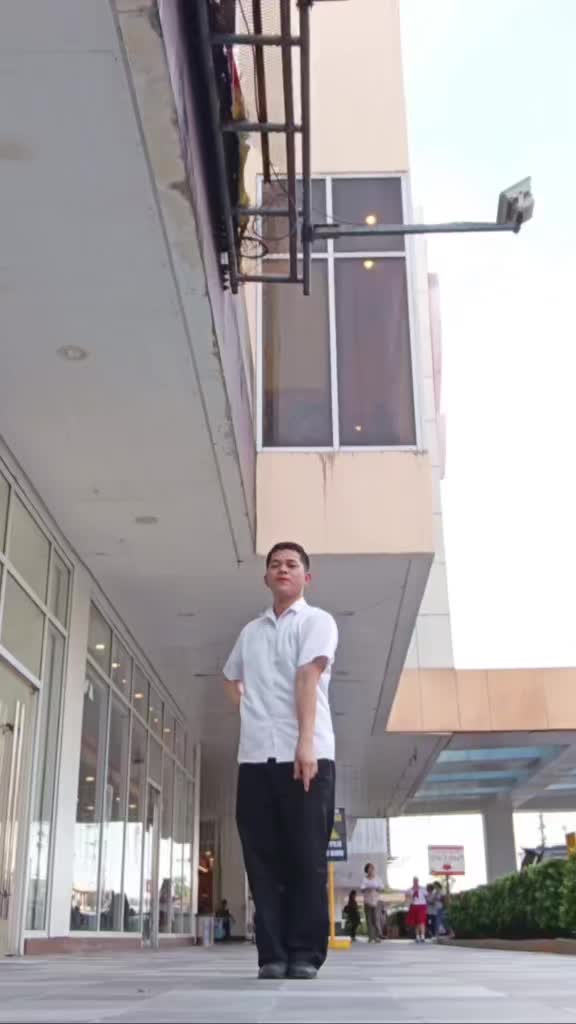 @Niño