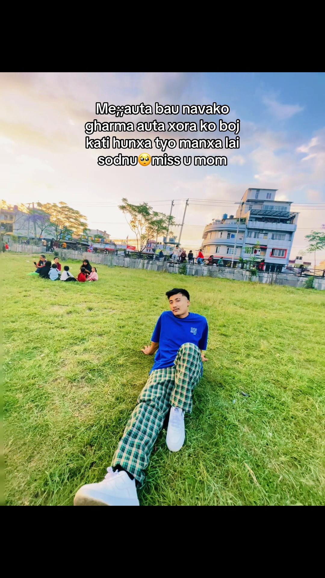 @< सिम्सन~केप्चा~गुरूङ >🤍🌍