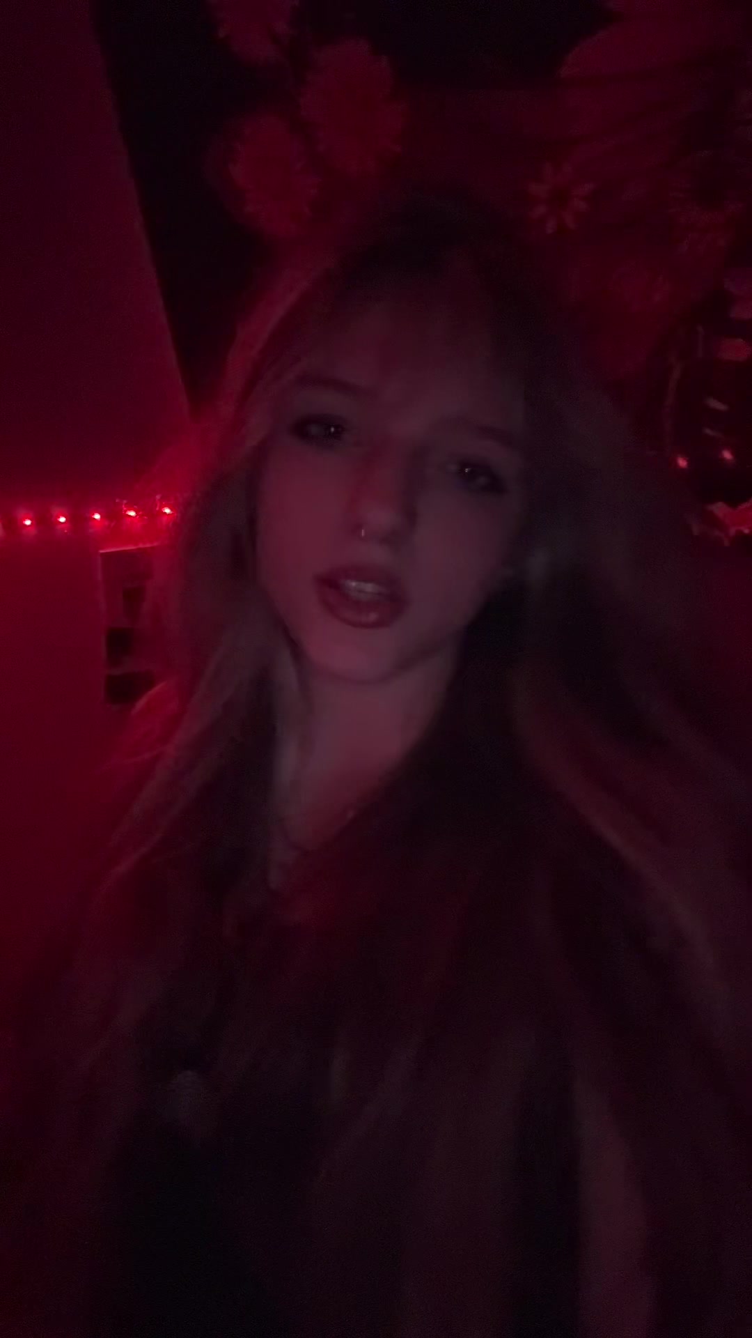 @ɐıΛ🧟♀️