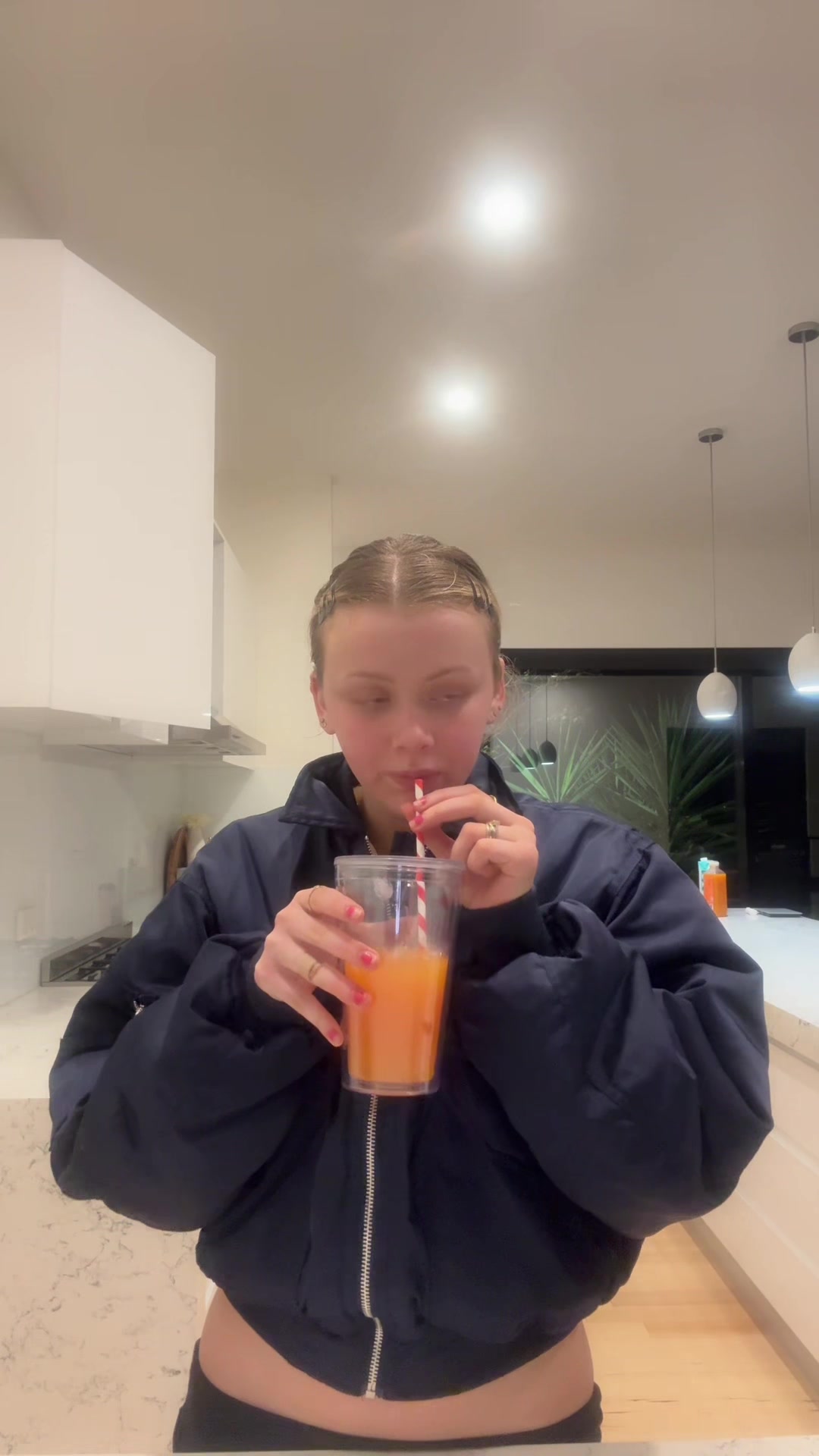 @violetlandy