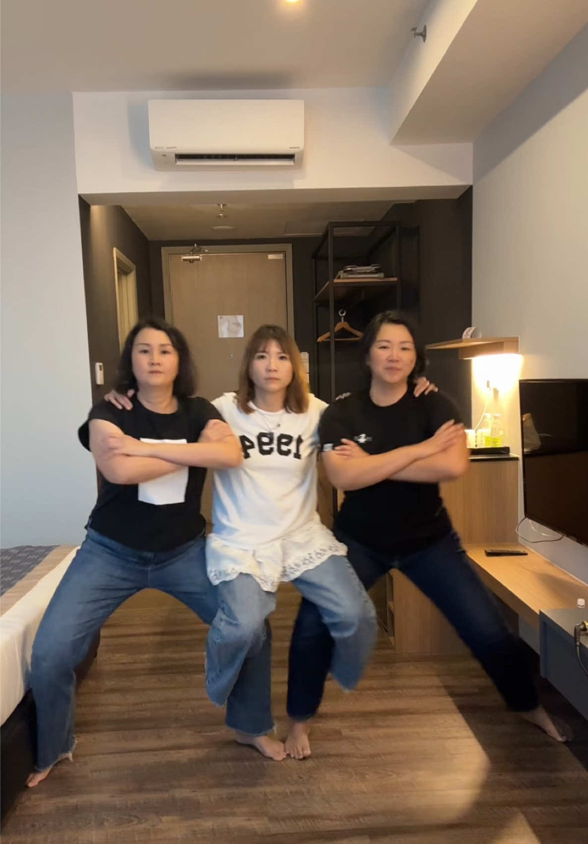 @mizhippo