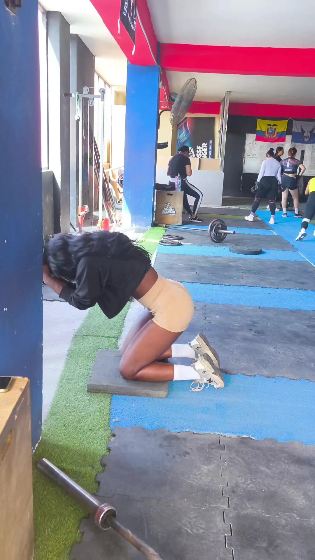 @Angy 🖤
