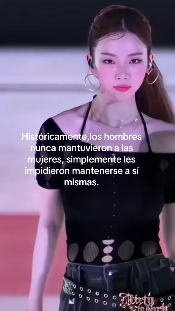 @lizzthisisone