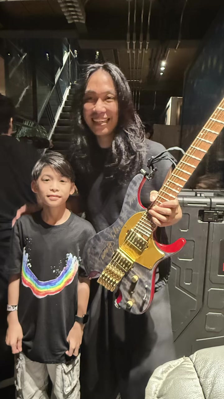 @leoboy_drummer