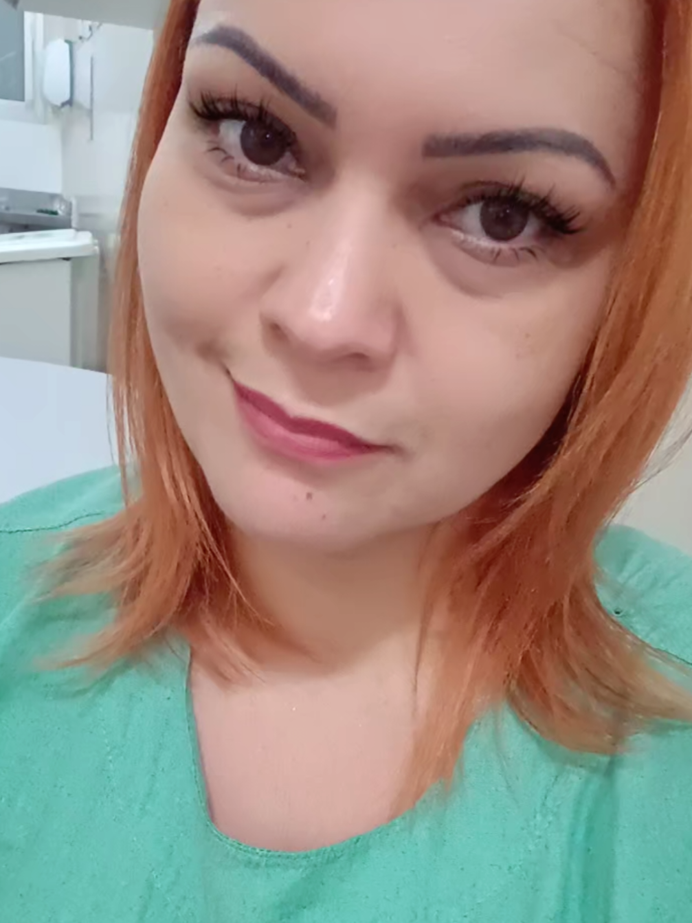 @Lyla  Pereira 🥂🍓