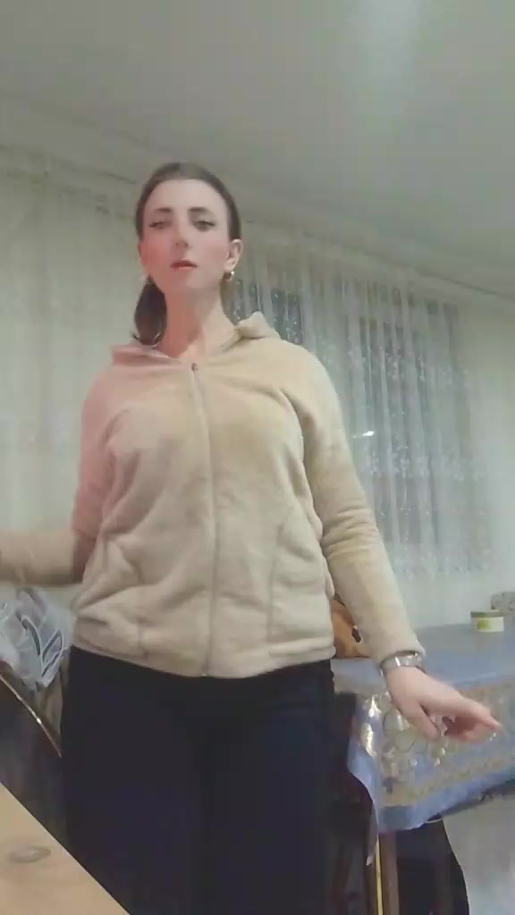 @Nazlı demir