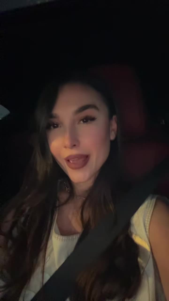 @Itis_sallyy