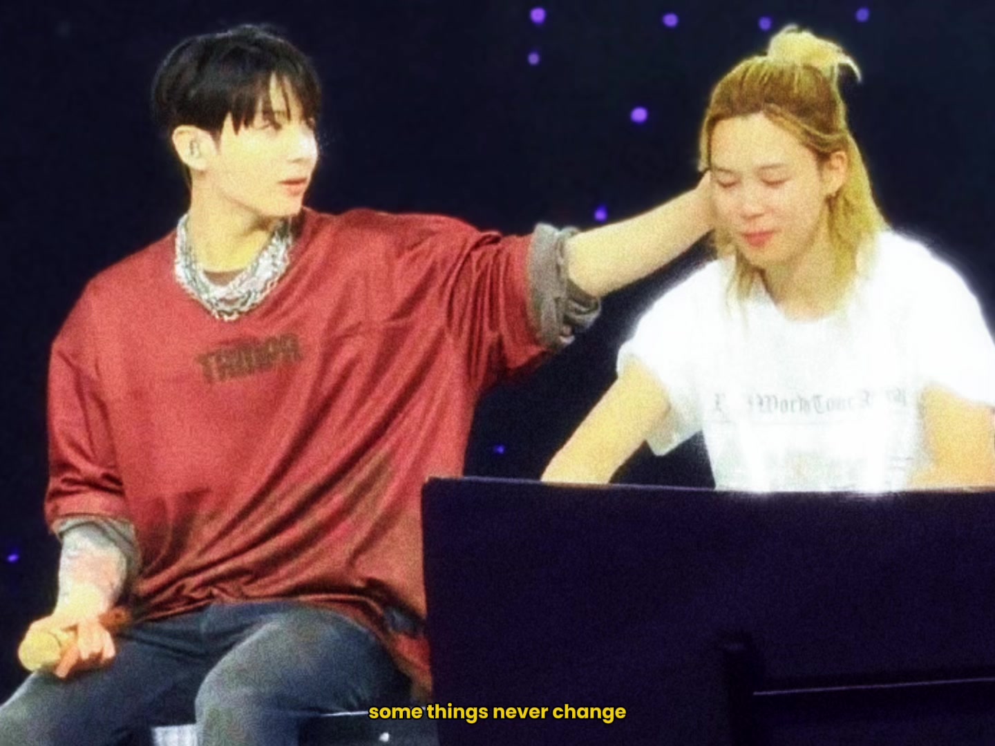 @•moonsun