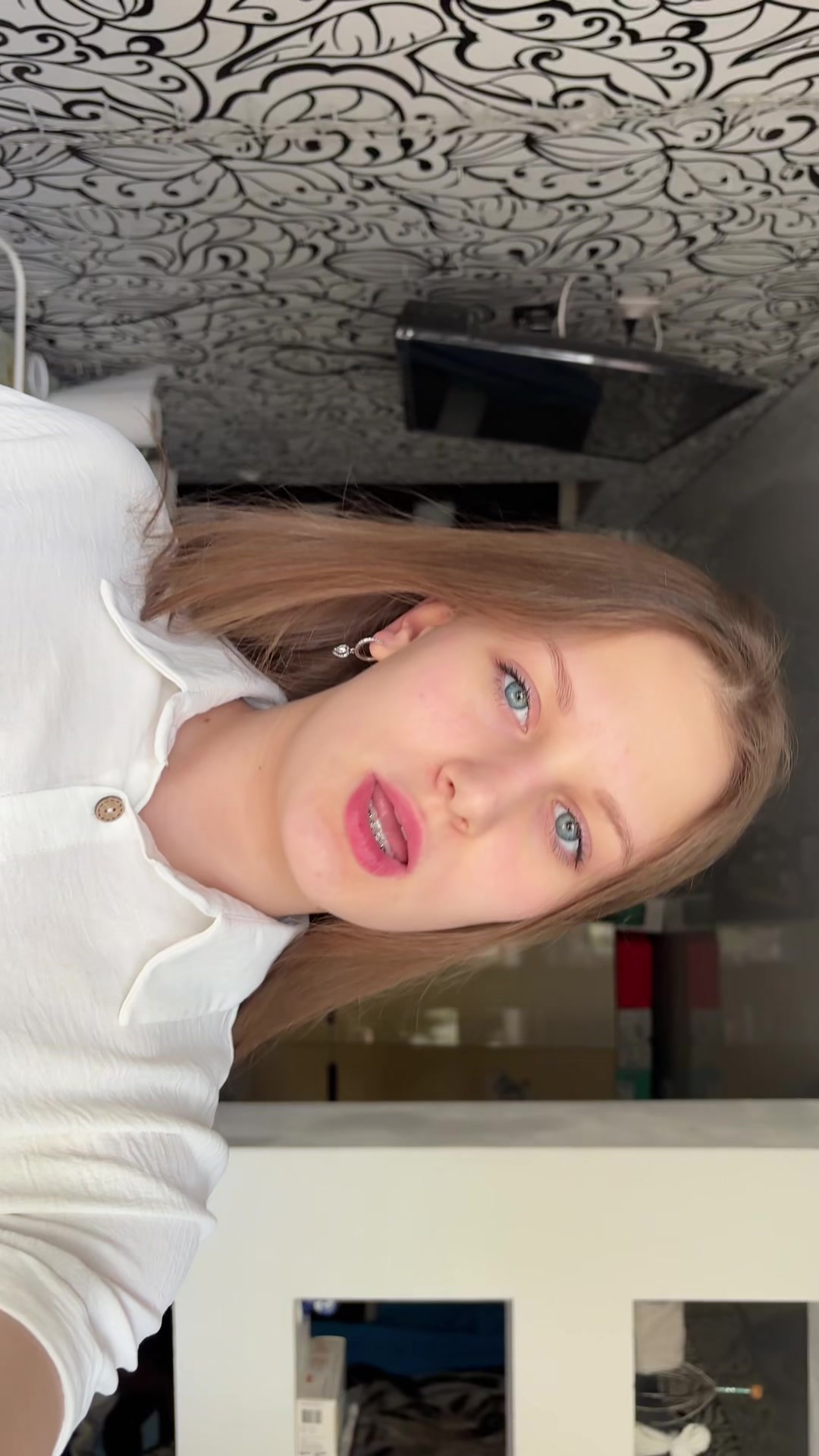 @лютик@(!)