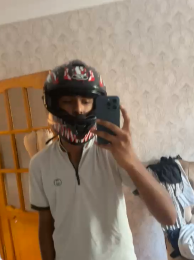 @✵
