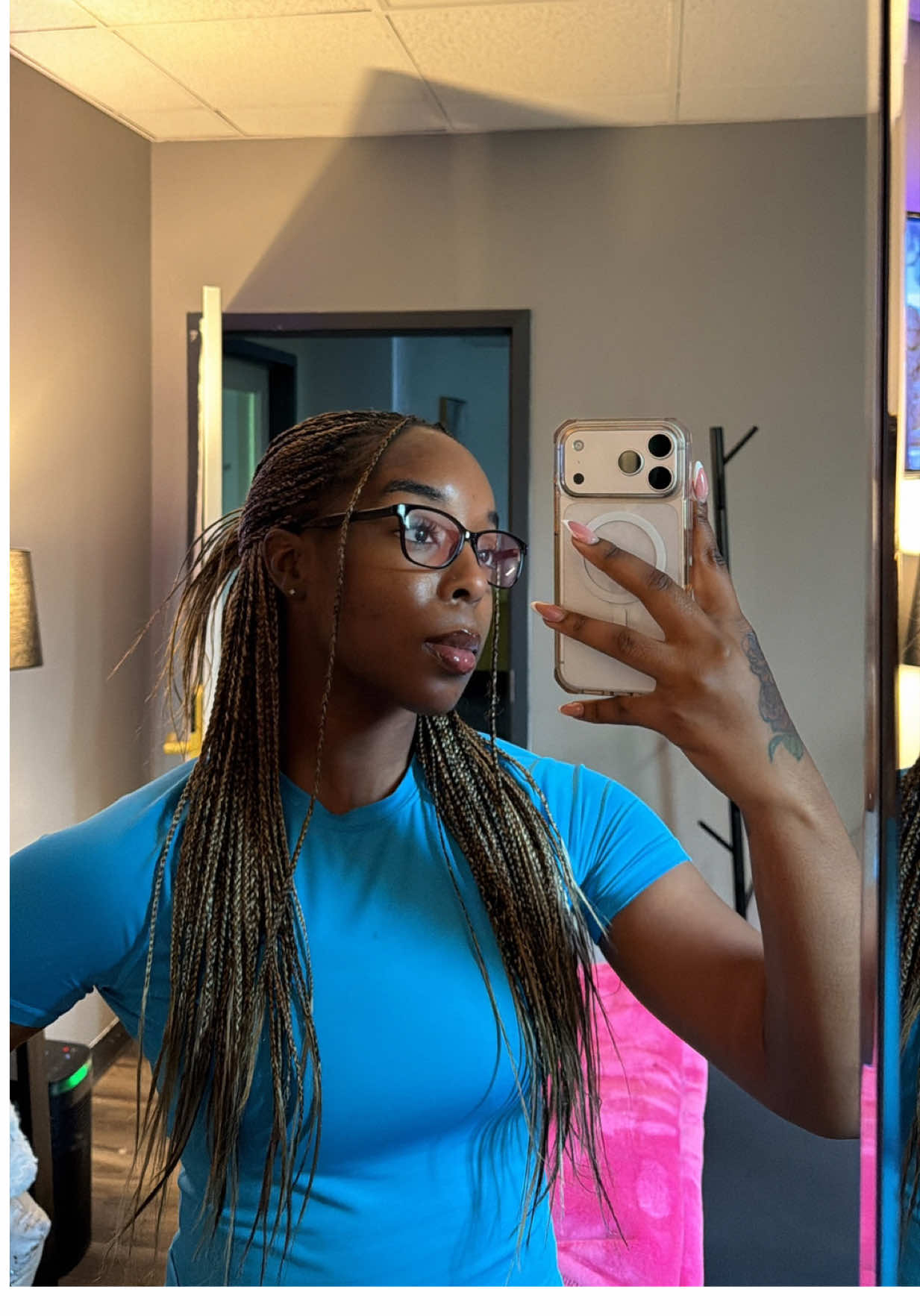@Kandikoatedminks