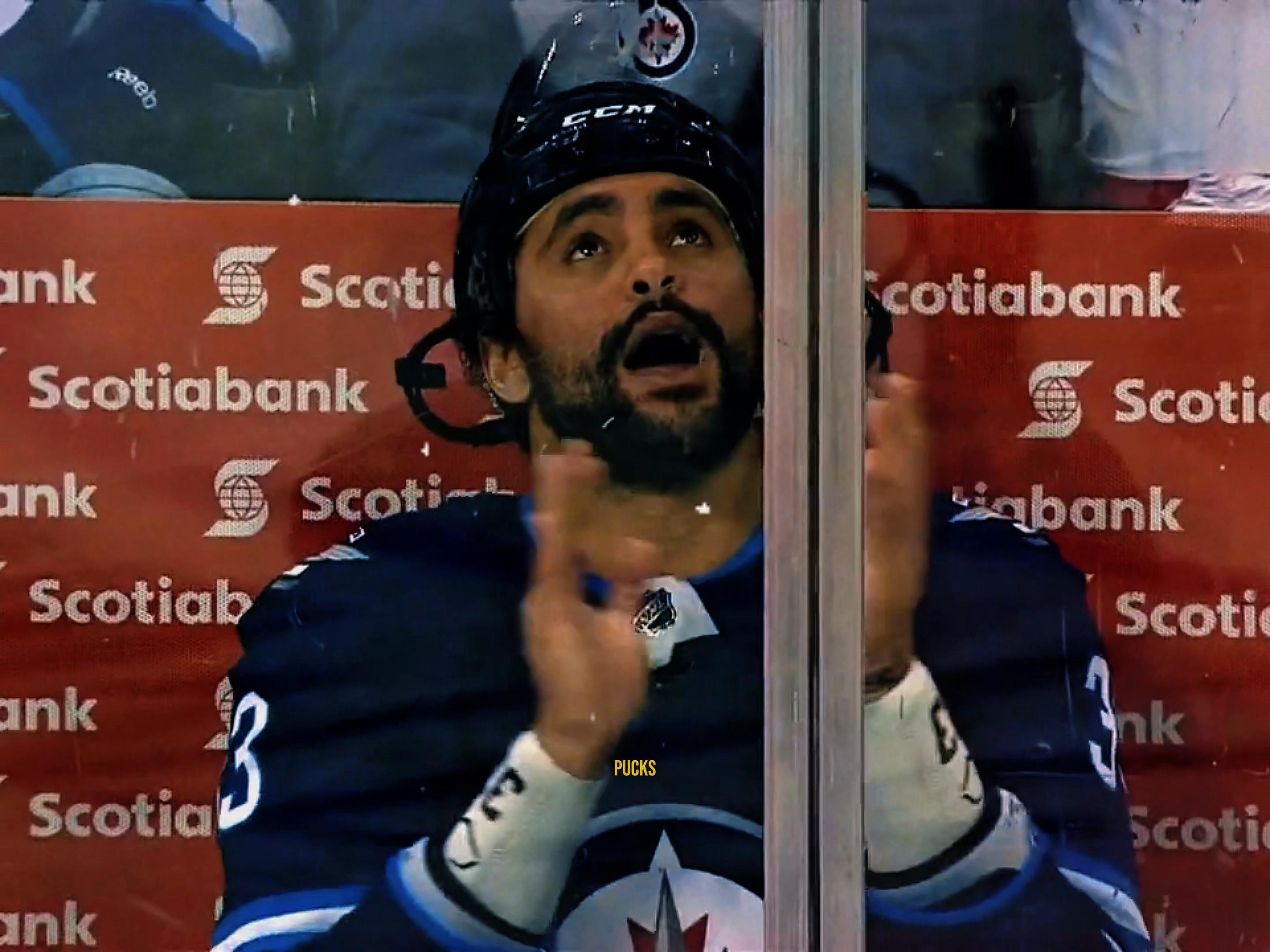 @pucks
