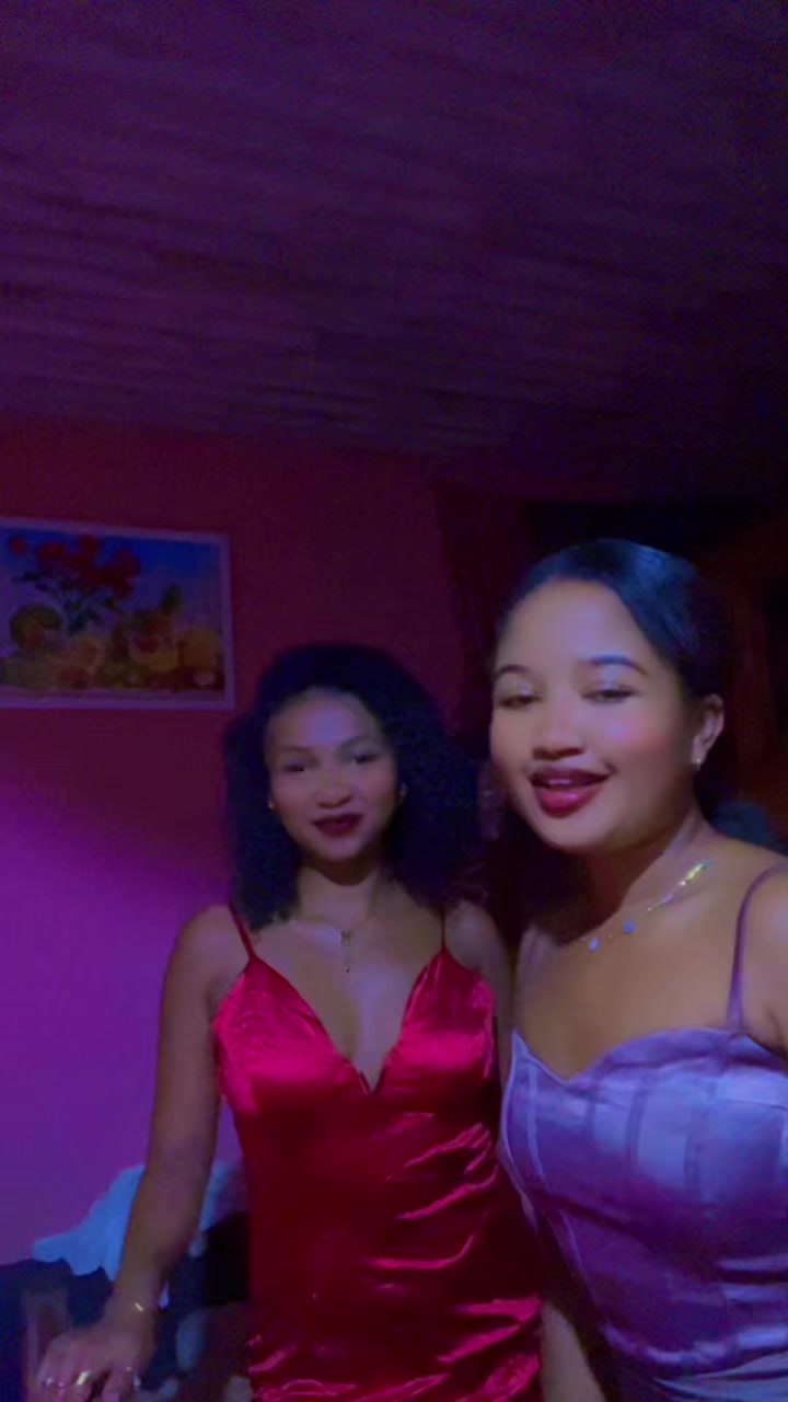 @Nelie