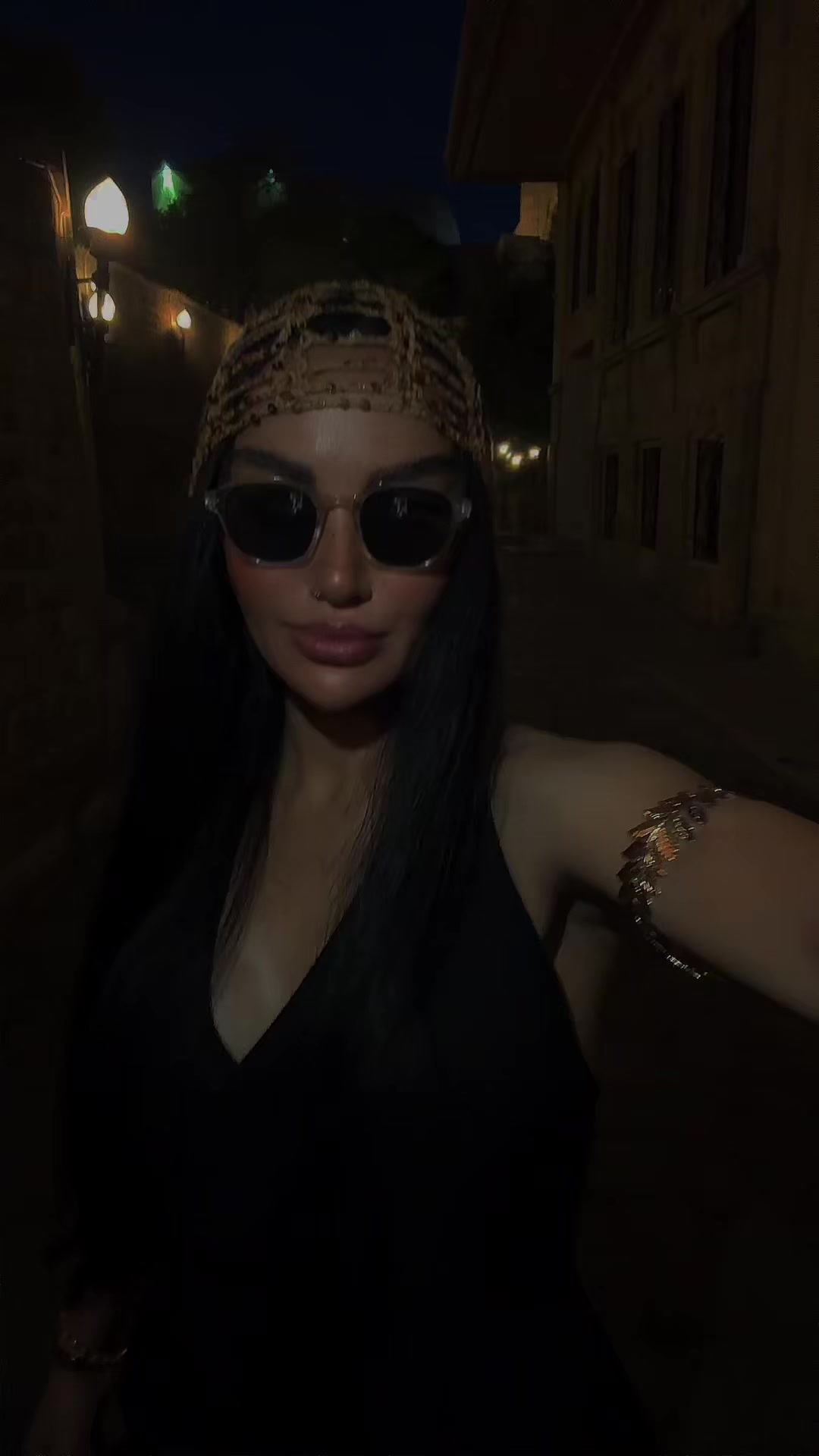 @theaynura