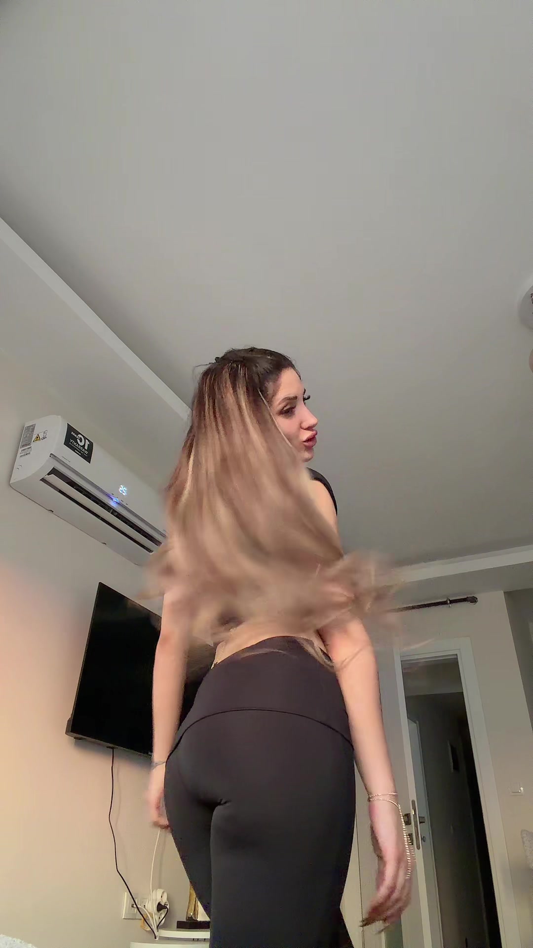@era_zeyn