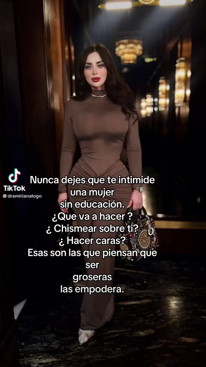 @vivianadeshell