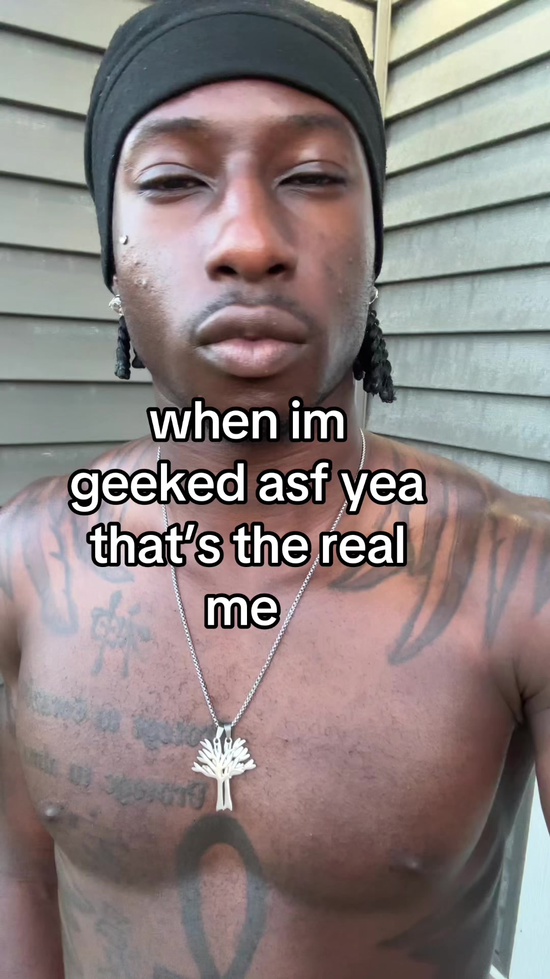 @￼