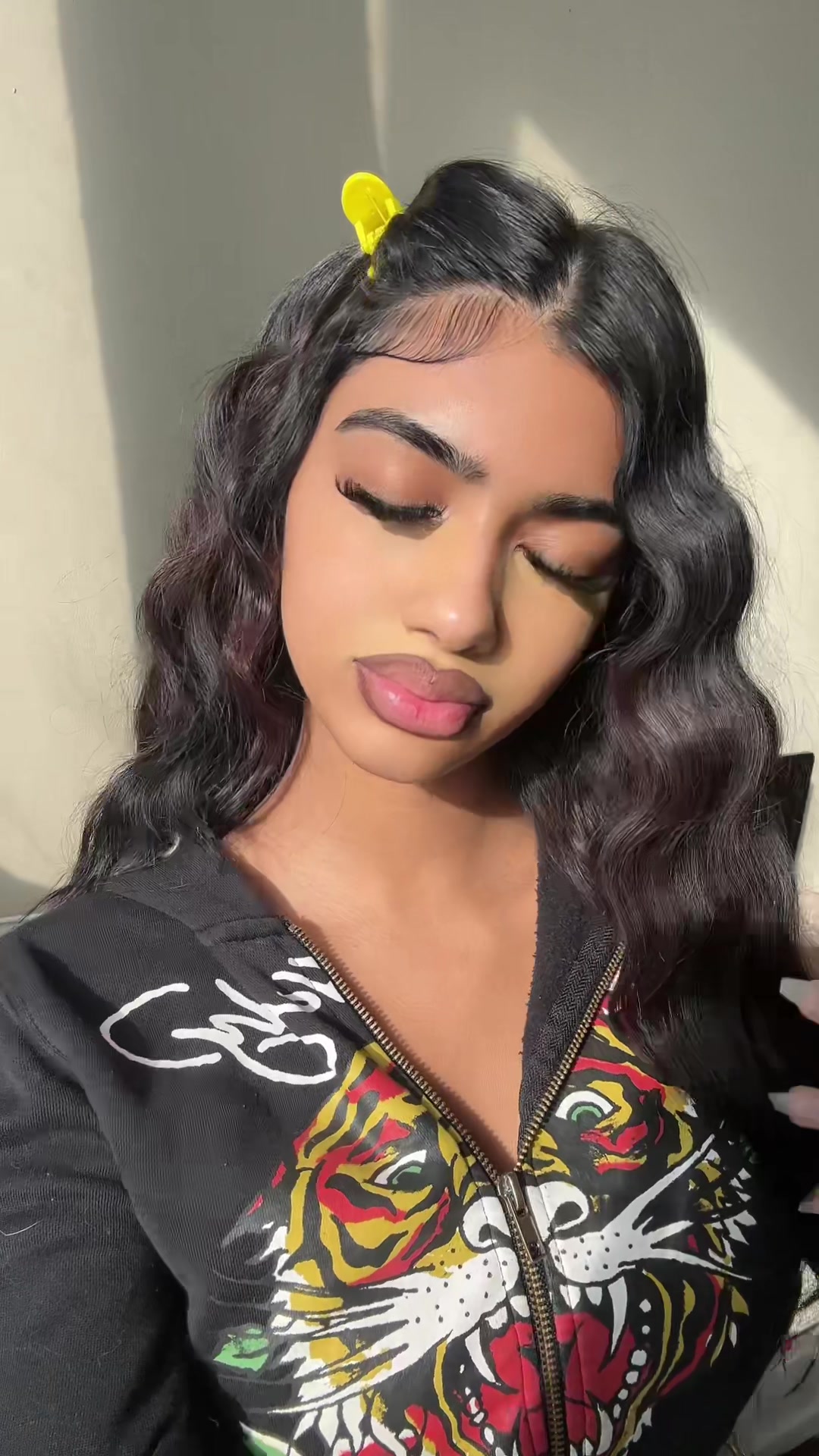 @￴￴