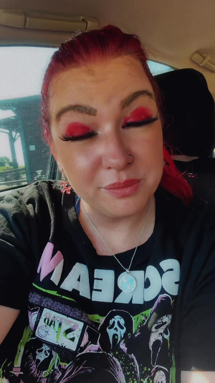@💣🧨💥 That One Girl859 💣🧨💥