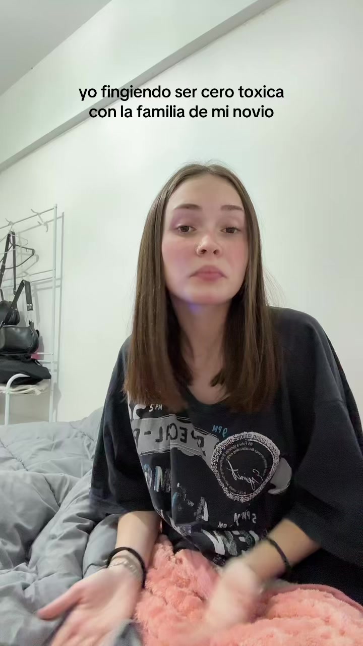 @claraa