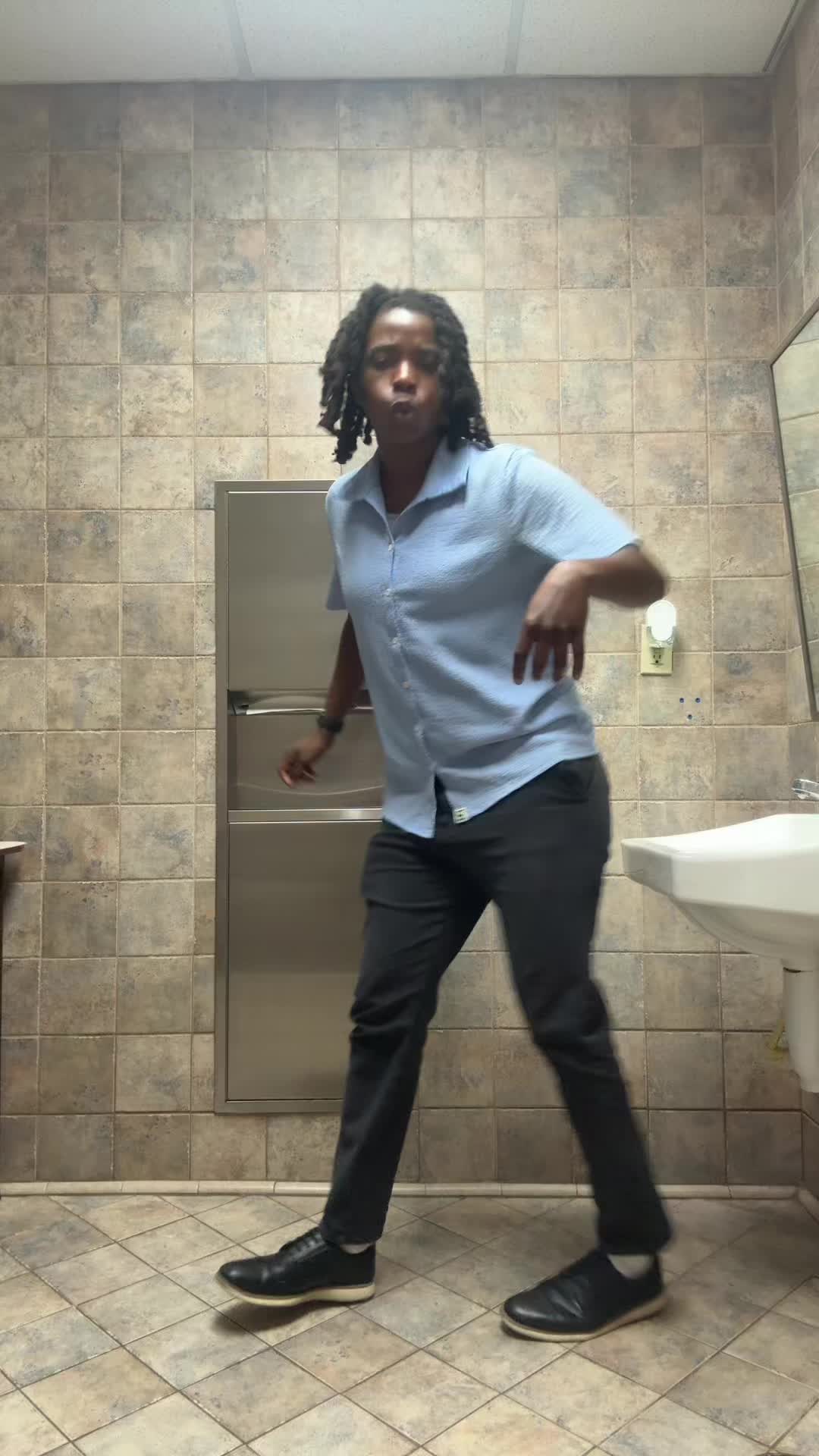 @ms.twirlthemhips 🤪