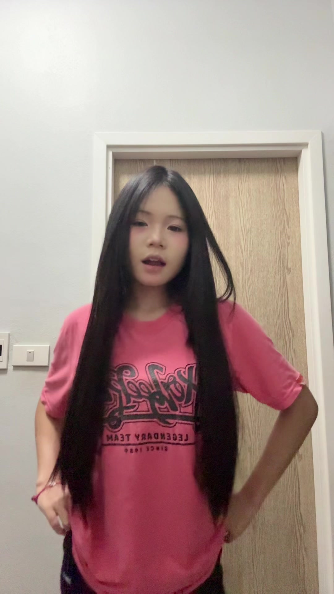 @เป็นให้ไม่ไหวอิส้นตีนที่เธอฝัน