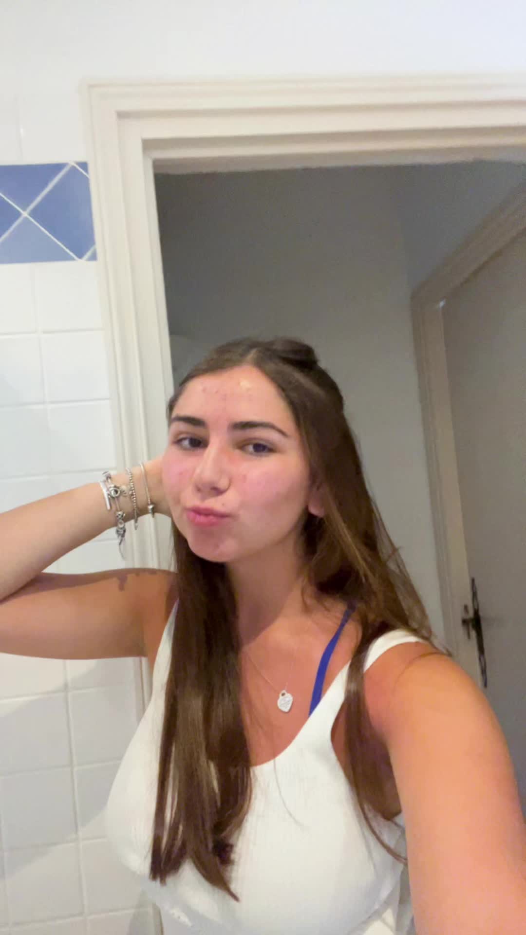 @malena
