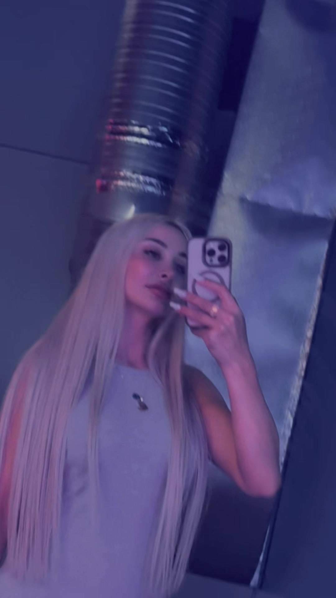 @Sari