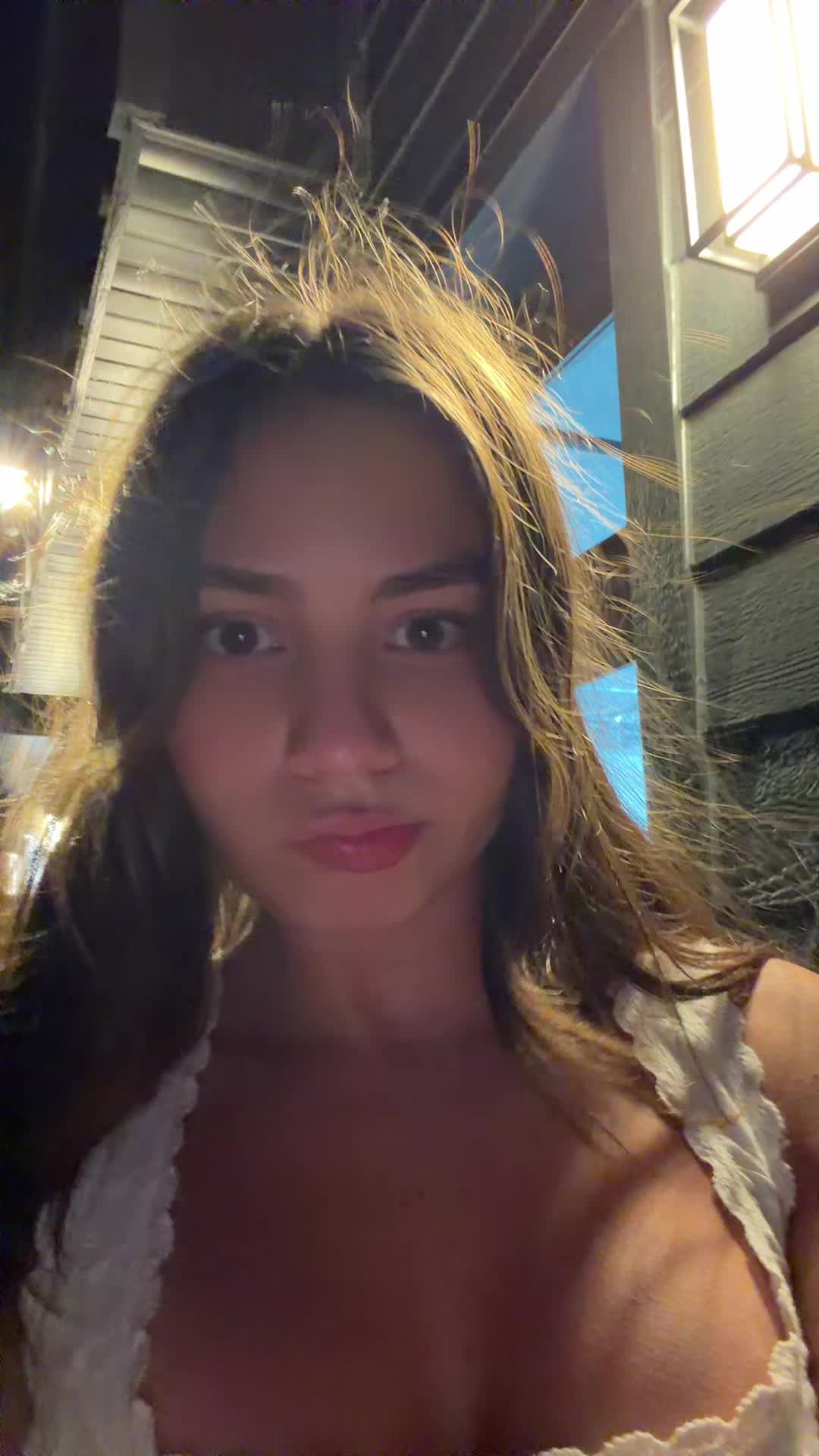 @theminicaryn