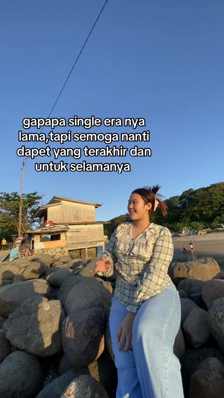 @Ririn adelia🦄🦄
