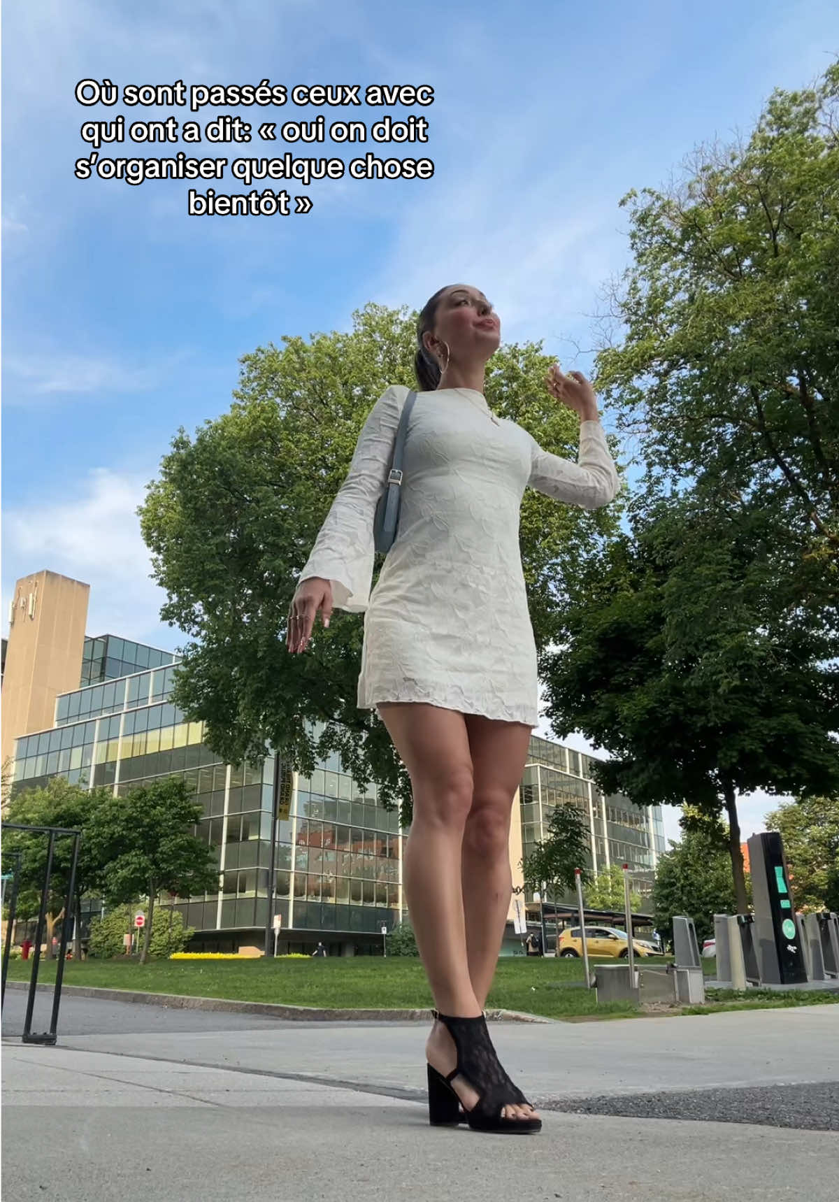 @Laurie Dara&icirc;che