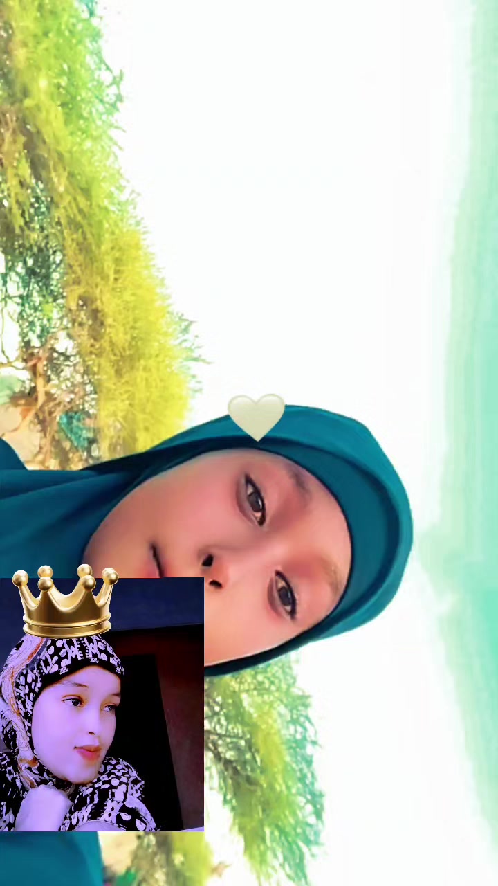 @dhashi reer  ayaanle