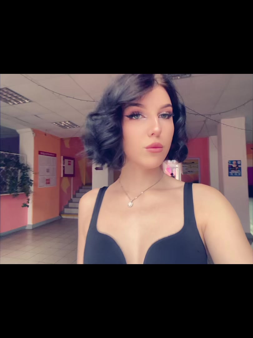 @Полина♥️