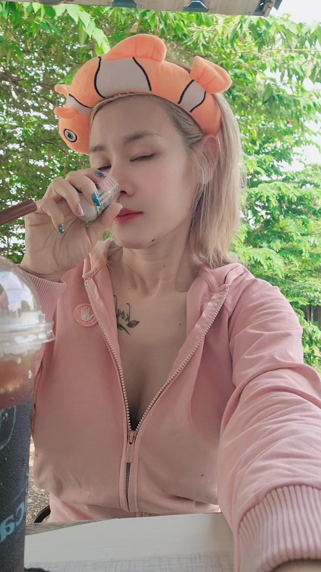 @อั้ยยน๊อค