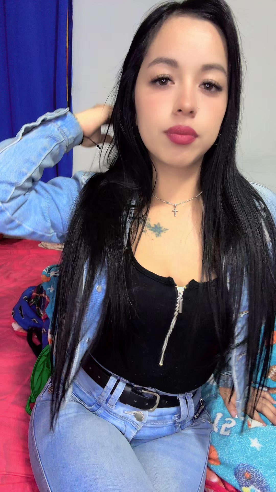 @Ladyy Venavides ๐ฆ๐