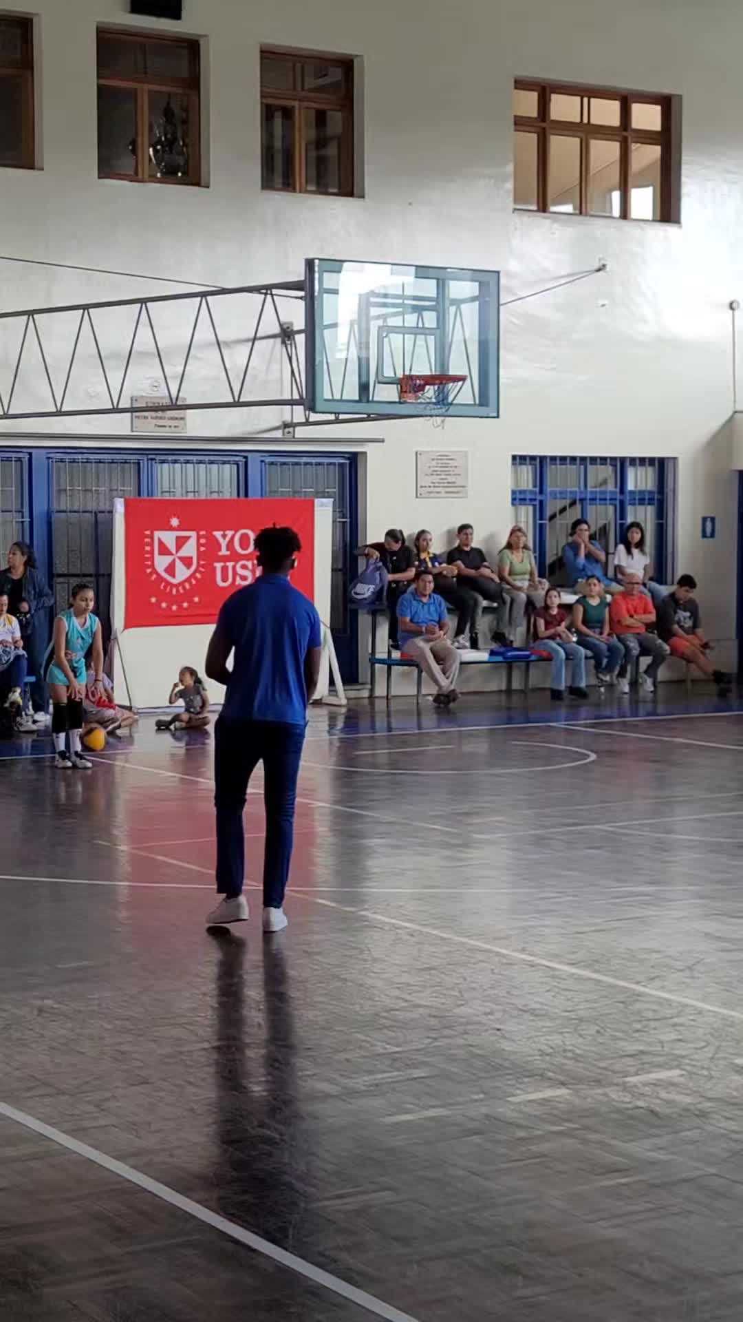 @Federación Peruana de Vóleibol