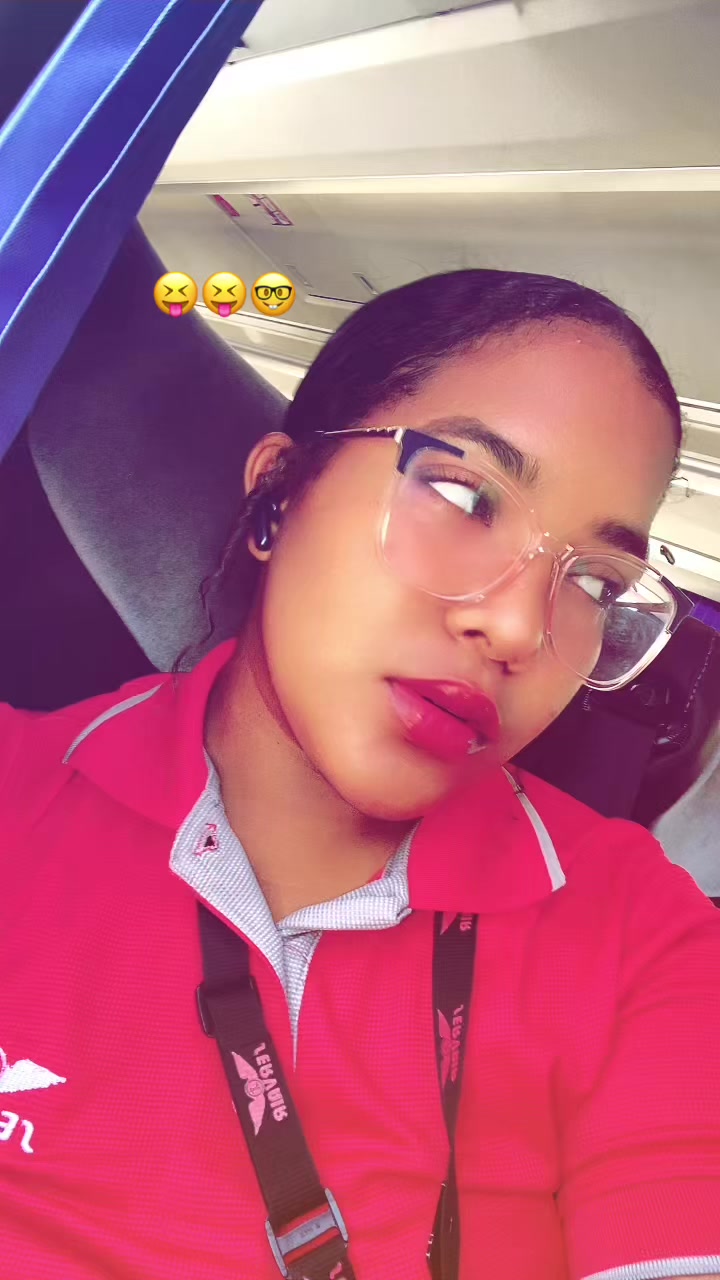 @lanegra🦄🦄