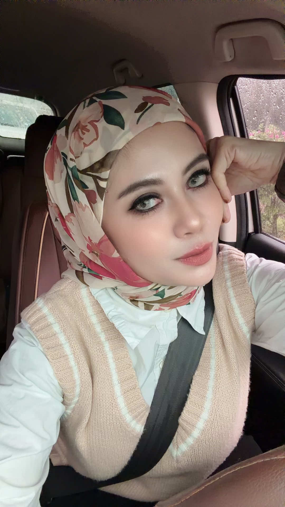 @Ms Izza Zubir