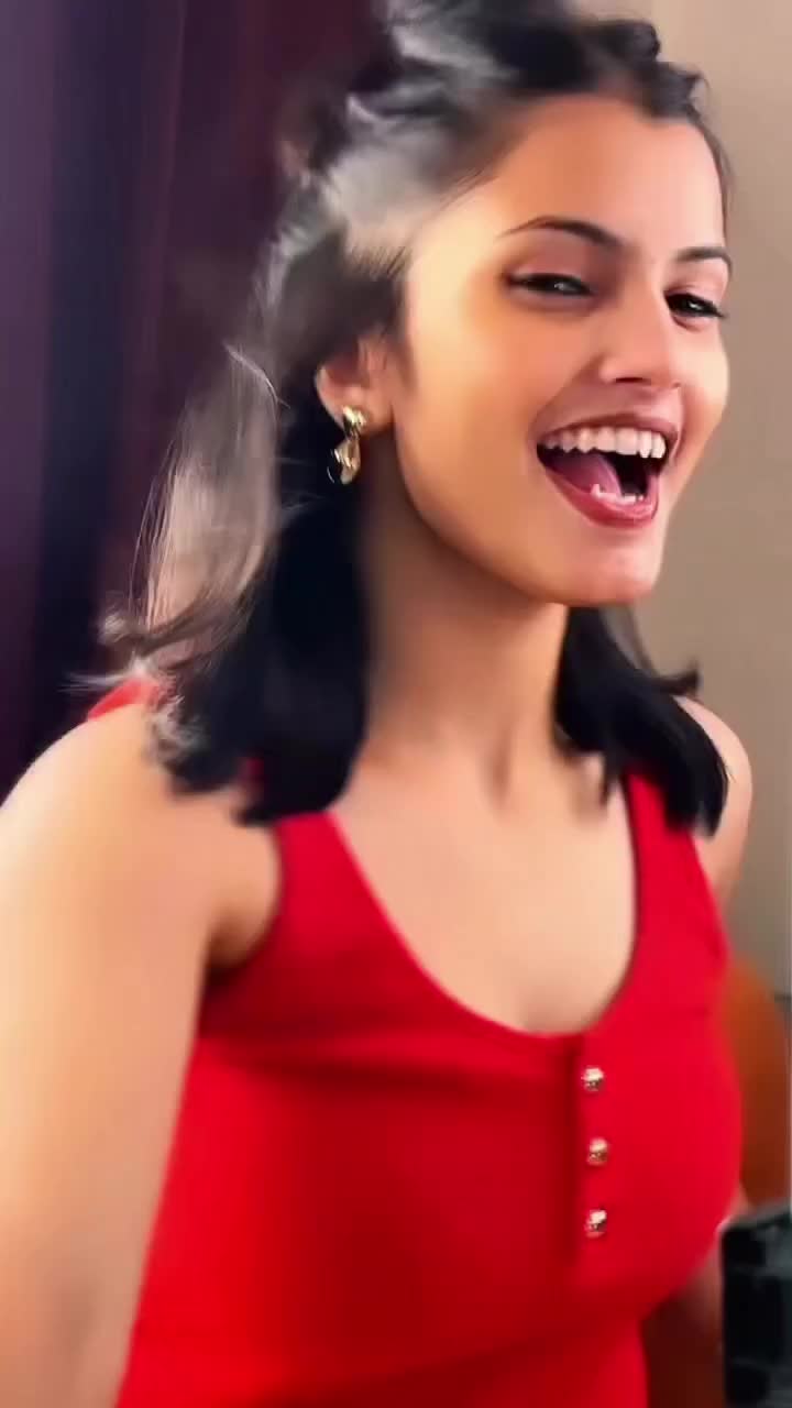 @AkshitaDwivedi