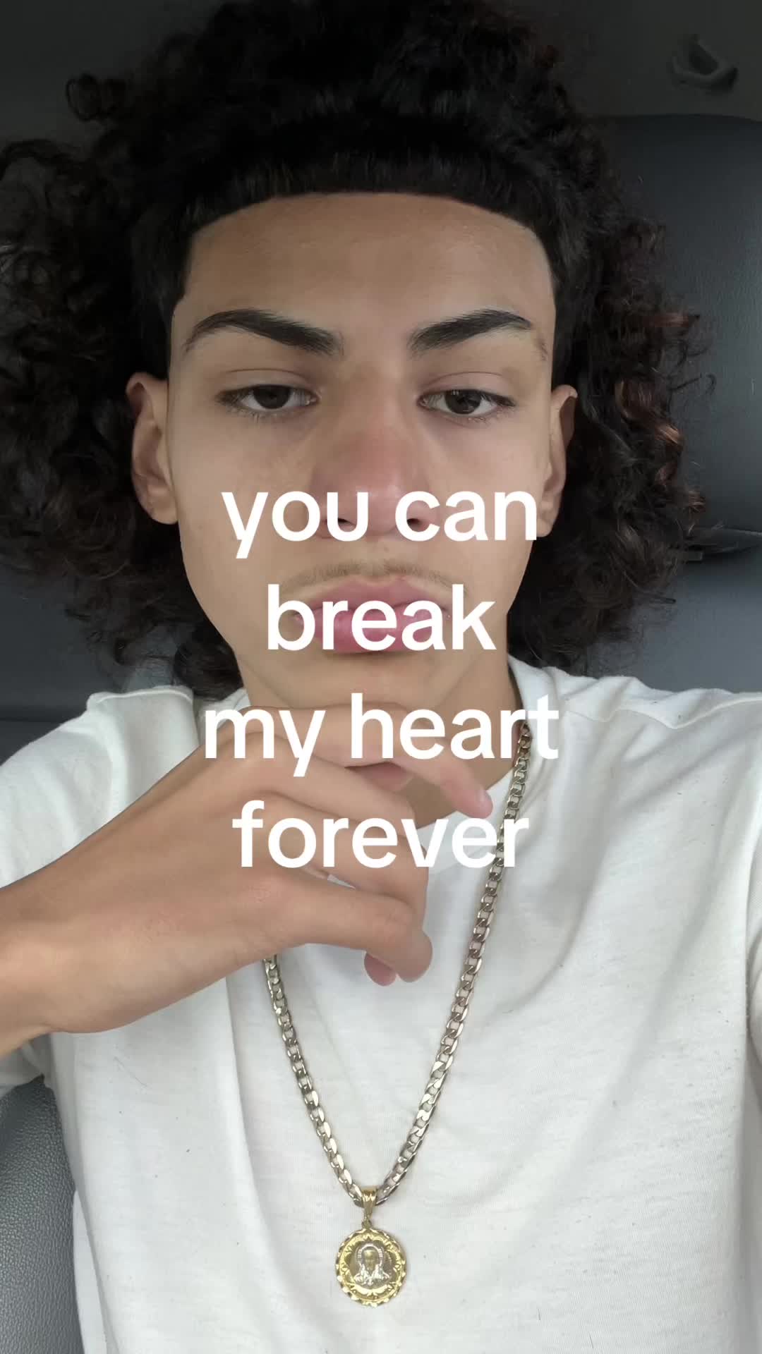 @￼