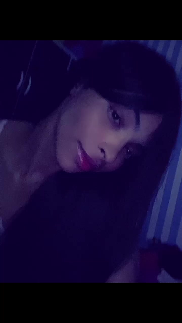 @Vit&oacute;ria 🖤