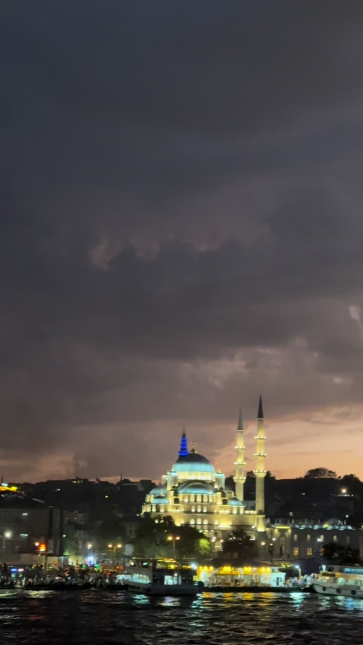 @Qafarlı