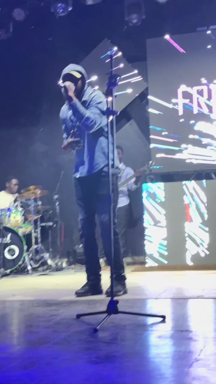 @FREE_BOY